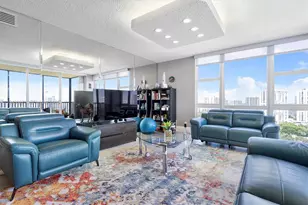 20379 W Country Club Dr, Aventura, FL 33180 - Photo 1