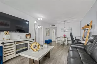 6831 W 14th Ct, Hialeah, FL 33014 - Photo 5