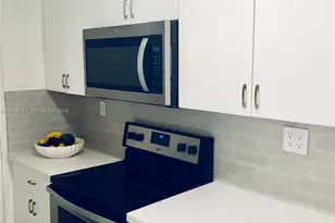 1200 West Ave, Miami Beach, FL 33139 - Photo 3