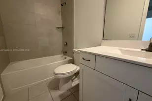 3326 W 112th St, Hialeah, FL 33018 - Photo 25