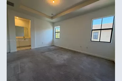 3326 W 112th St, Hialeah, FL 33018 - Photo 19