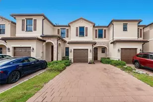3326 W 112th St, Hialeah, FL 33018 - Photo 1