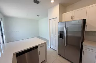 3326 W 112th St, Hialeah, FL 33018 - Photo 11