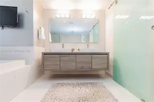 400 Sunny Isles Blvd, Sunny Isles Beach, FL 33160 - Photo 25