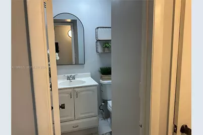 101 Berkley Rd #205, Hollywood, FL 33024 - Photo 9