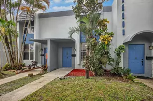 14204 NE 3rd Ct, Miami, FL 33161 - Photo 1