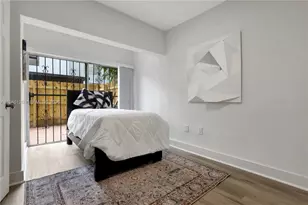 14204 NE 3rd Ct, Miami, FL 33161 - Photo 11