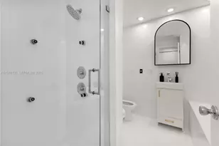 770 NE 69th St, Miami, FL 33138 - Photo 17