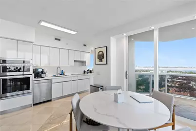 4779 Collins Ave #2607, Miami Beach, FL 33140 - Photo 5