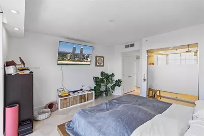 4779 Collins Ave #2607, Miami Beach, FL 33140 - Photo 23