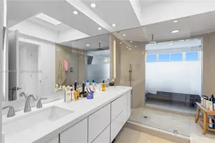 4779 Collins Ave, Miami Beach, FL 33140 - Photo 23