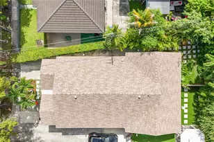 21 NE 48th St, Miami, FL 33137 - Photo 25