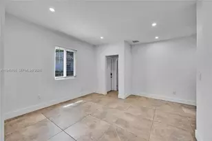 21 NE 48th St, Miami, FL 33137 - Photo 15