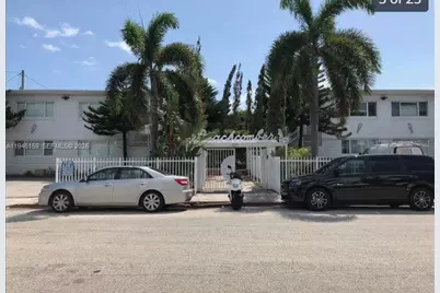 320 85th St #12, Miami Beach, FL 33141 - Photo 21