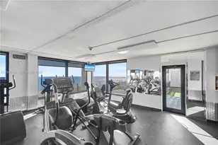 5555 Collins Ave, Miami Beach, FL 33140 - Photo 11