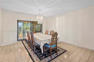 9730 SW 44th St, Miami, FL 33165 - Photo 9