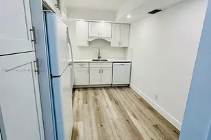 2655 Collins Ave, Miami Beach, FL 33140 - Photo 9
