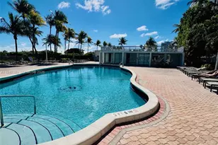 2655 Collins Ave, Miami Beach, FL 33140 - Photo 27