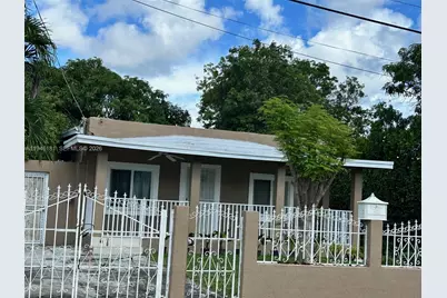 261 NW 49th St #C, Miami, FL 33127 - Photo 7