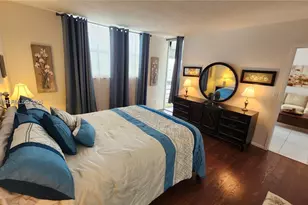 2821 Somerset Dr, Lauderdale Lakes, FL 33311 - Photo 13