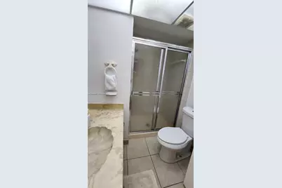 2821 Somerset Dr #400, Lauderdale Lakes, FL 33311 - Photo 17