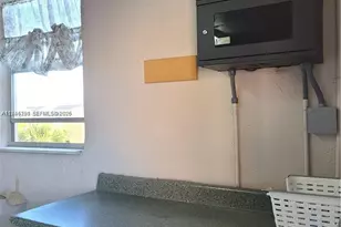 2821 Somerset Dr, Lauderdale Lakes, FL 33311 - Photo 29