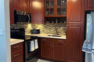 766 E 36th St, Hialeah, FL 33013 - Photo 15