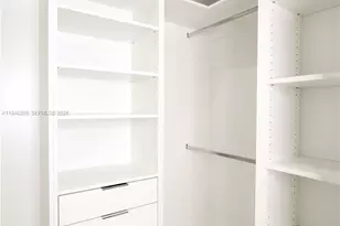 4349 NW 81st Ave, Doral, FL 33166 - Photo 17