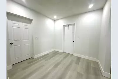 360 NW 199th St, Miami Gardens, FL 33169 - Photo 13