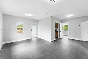 2363 NW 15th St, Miami, FL 33125 - Photo 3