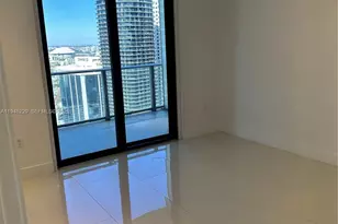 1010 Brickell Ave, Miami, FL 33131 - Photo 15
