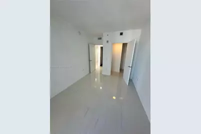 1010 Brickell Ave #3809, Miami, FL 33131 - Photo 19