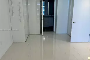 1010 Brickell Ave, Miami, FL 33131 - Photo 13