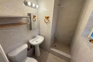 8201 NW 5th Ct, Miami, FL 33150 - Photo 13