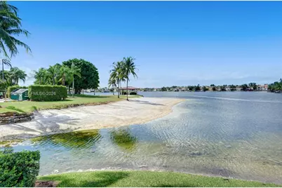 10730 NW 66th St #411, Doral, FL 33178 - Photo 43