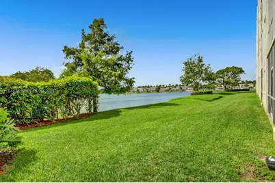 10730 NW 66th St #411, Doral, FL 33178 - Photo 35