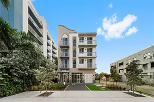 650 SW 1st St, Miami, FL 33130 - Photo 3