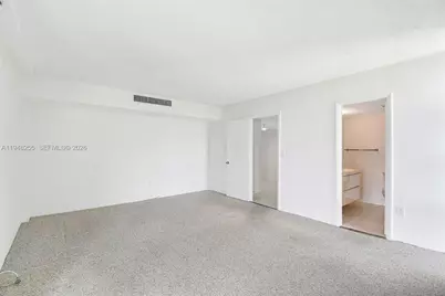 20100 W Country Club Dr #1005, Aventura, FL 33180 - Photo 15