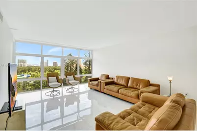 20100 W Country Club Dr #1005, Aventura, FL 33180 - Photo 1