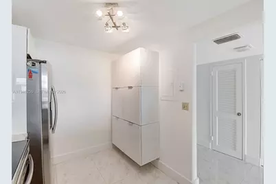20100 W Country Club Dr #1005, Aventura, FL 33180 - Photo 13