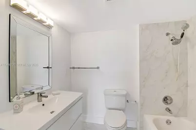 20100 W Country Club Dr #1005, Aventura, FL 33180 - Photo 17