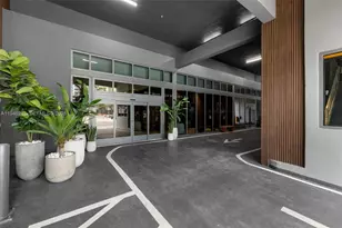 239 SW 9th St, Miami, FL 33130 - Photo 75