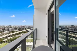 239 SW 9th St, Miami, FL 33130 - Photo 5
