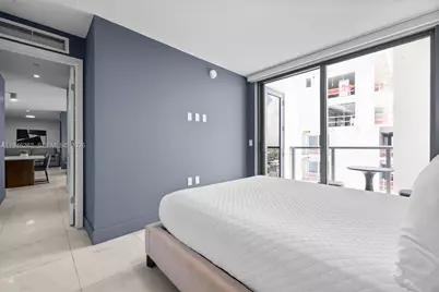 239 SW 9th St #2303, Miami, FL 33130 - Photo 17