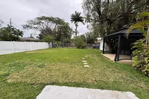 1426 Arthur St, Hollywood, FL 33020 - Photo 11