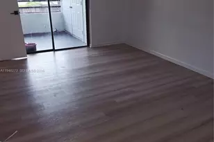 20130 NE 3rd Ct, Miami, FL 33179 - Photo 9