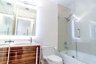 2020 N Bayshore Dr, Miami, FL 33137 - Photo 17