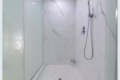 2020 N Bayshore Dr #2404, Miami, FL 33137 - Photo 13