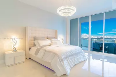 2020 N Bayshore Dr #2404, Miami, FL 33137 - Photo 7