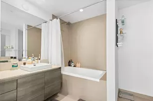 1080 Brickell Ave, Miami, FL 33131 - Photo 21